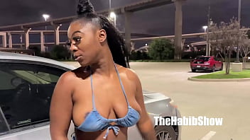 Thick and curvy Texas babe returns with a bang in a bonnet